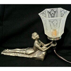 Vintage Chandler Boudoir Lamp Art Deco Figural Lady Woman Glass Light Shade 30s